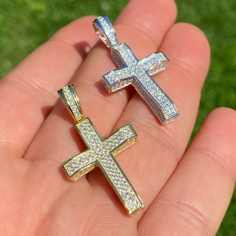 Helloice Diamonds Cross Pendant