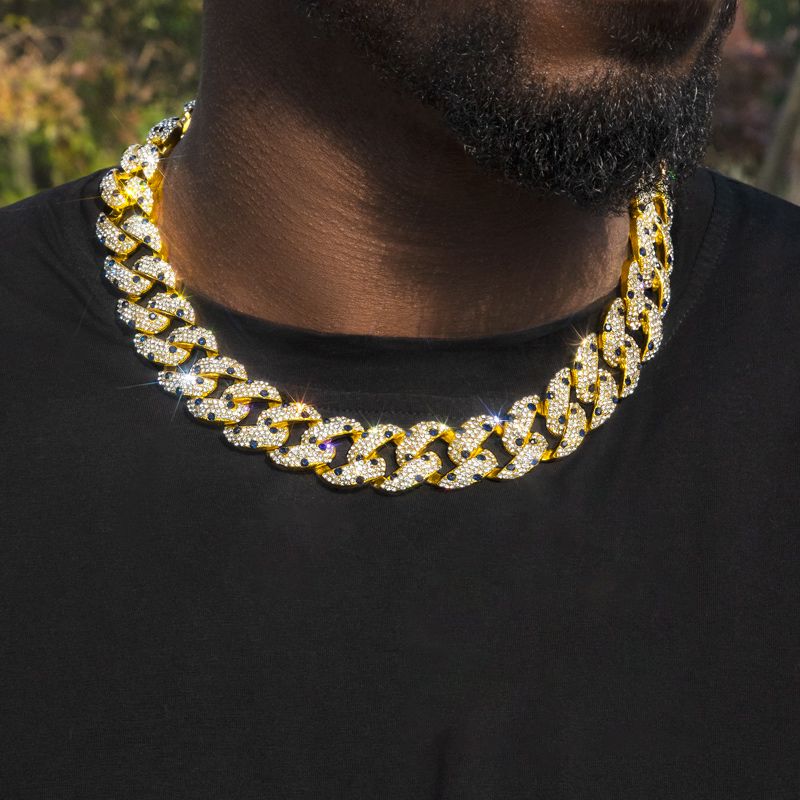 Helloice 20mm 20'' Sapphire Spot Cuban Link Chain in Gold