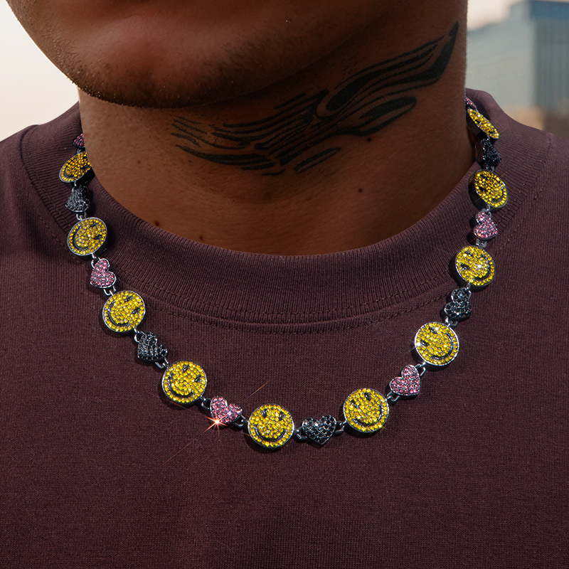 Helloice 20'' Smile Face & Heart Link Chain in Black Gold