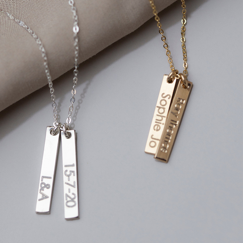 Helloice Personlized Vertical Mini Tag Necklace