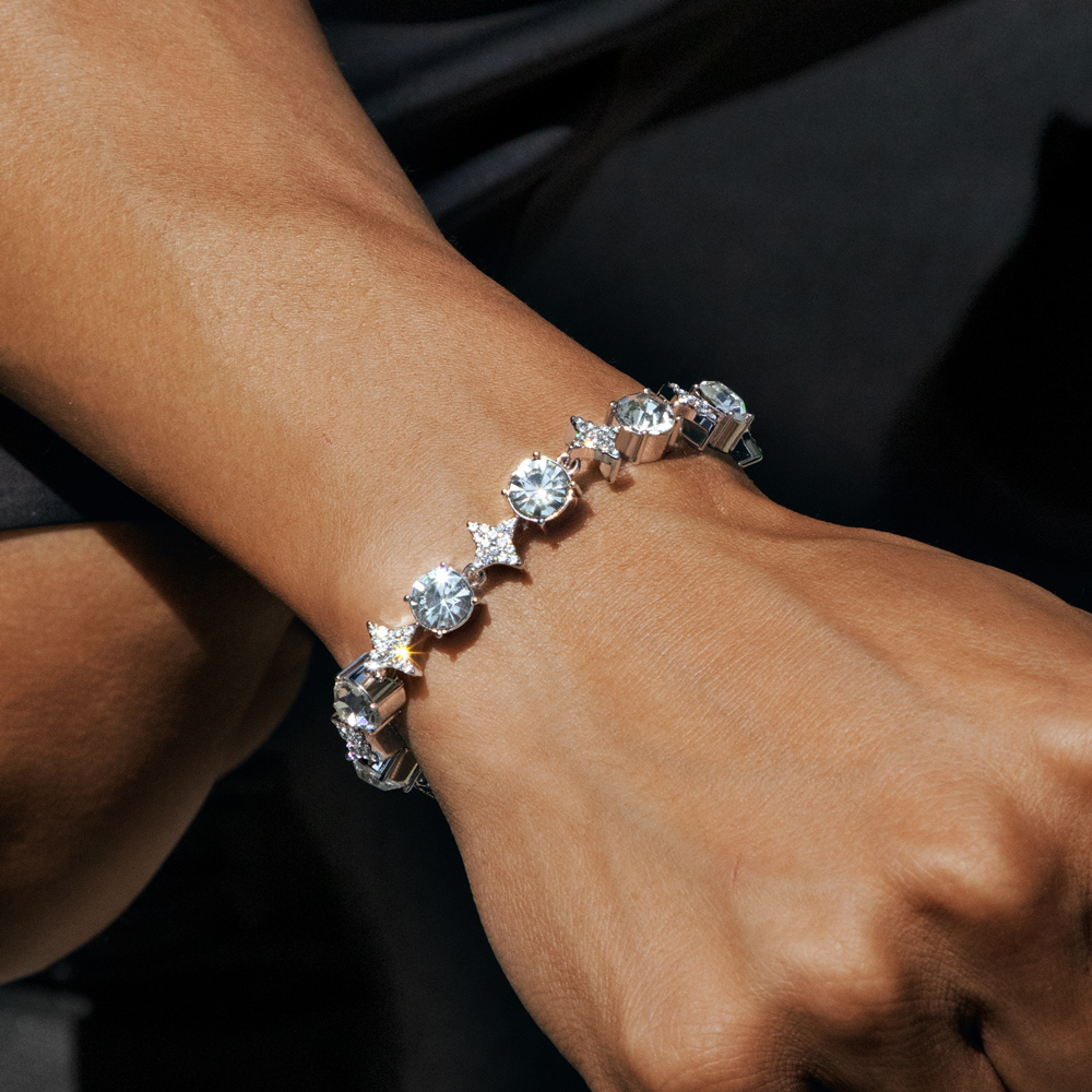 Helloice 8mm Iced Quadrangular Star Bracelet in White Gold