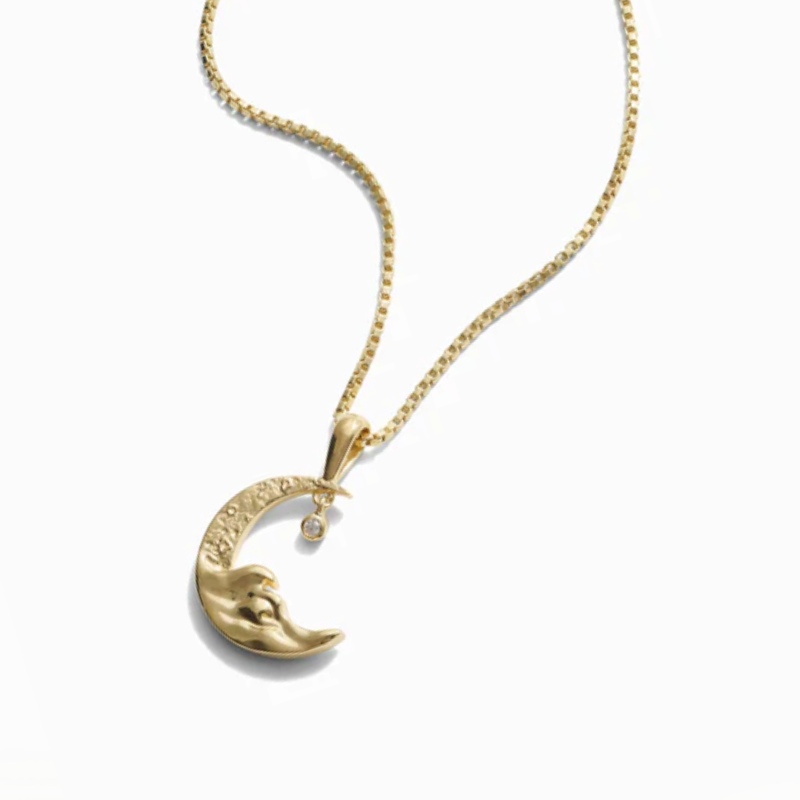 Helloice Diamond Moon Necklace