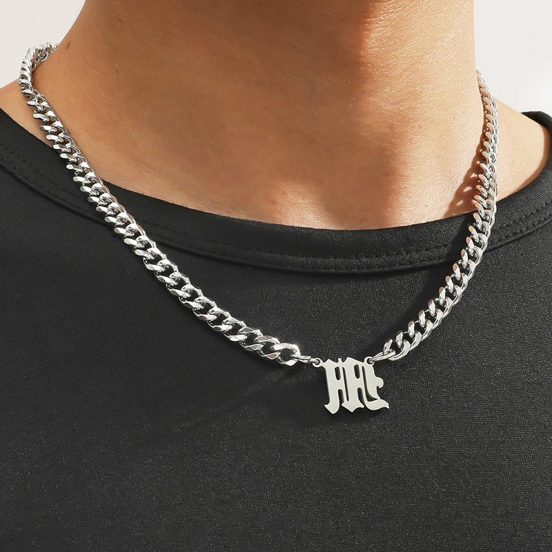 Helloice 7mm Old English A-Z Letter Cuban Necklace