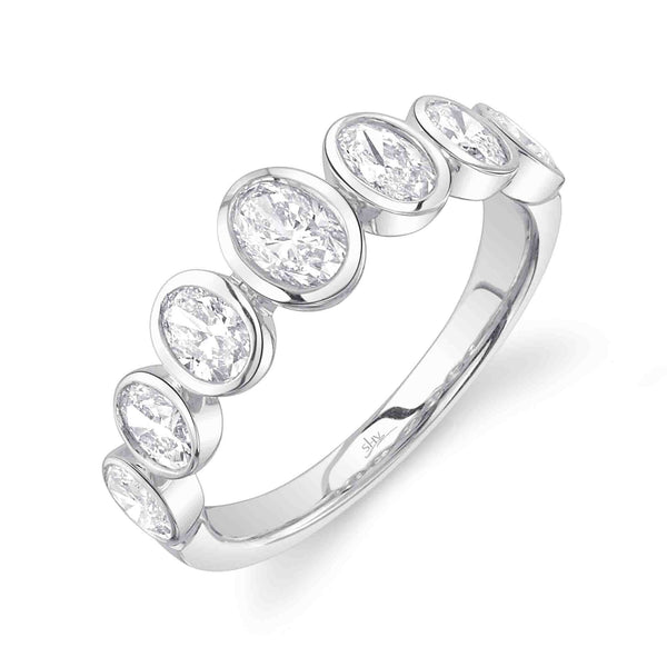 1.54CT DIAMOND OVAL BEZEL RING