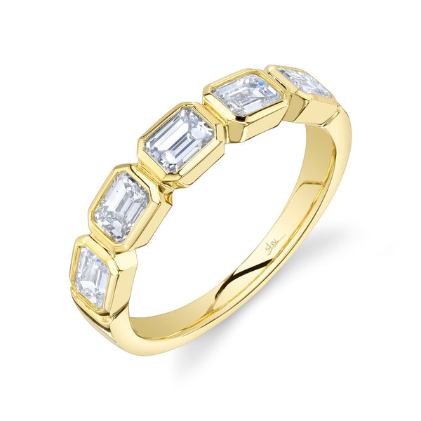 1.51CT DIAMOND EMERALD BAND