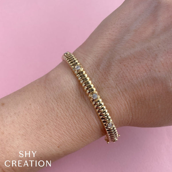 0.33CT DIAMOND BEZEL BANGLE SC55026033ZS