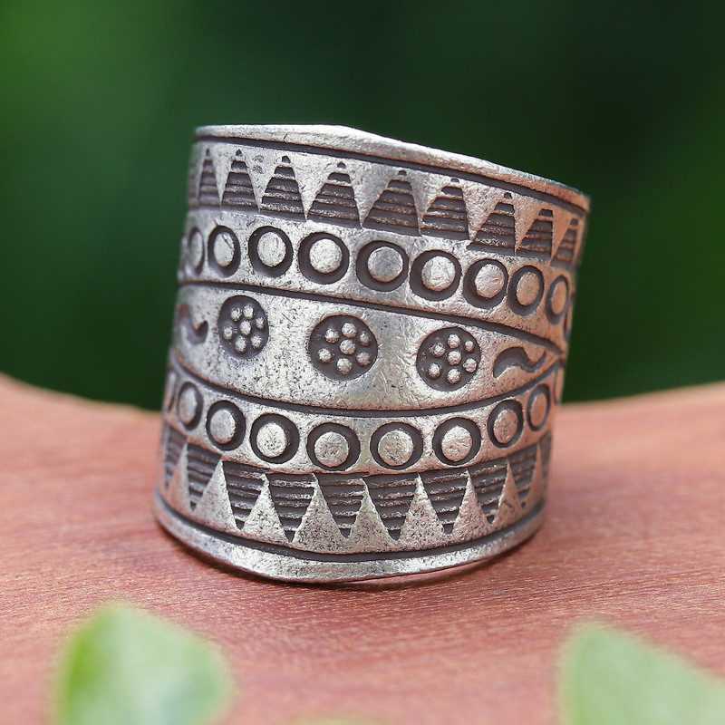 950 Silver Band Ring, "Miracles"