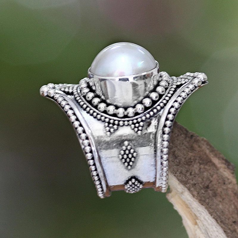 Pearl cocktail ring, "Glowing Cloud"